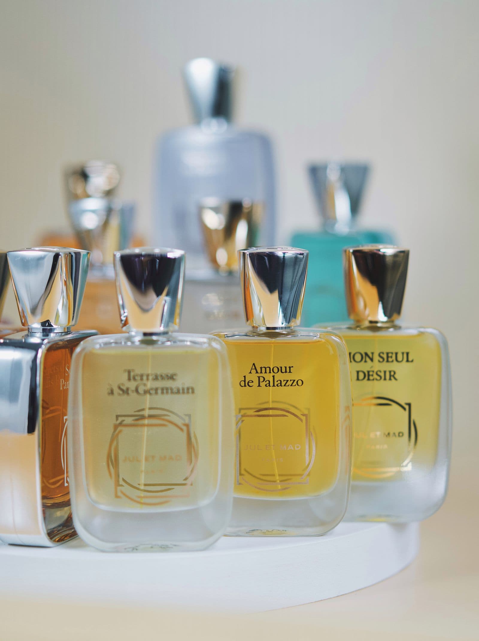 How Fragrance Notes Work: A Guide to Layering Scent